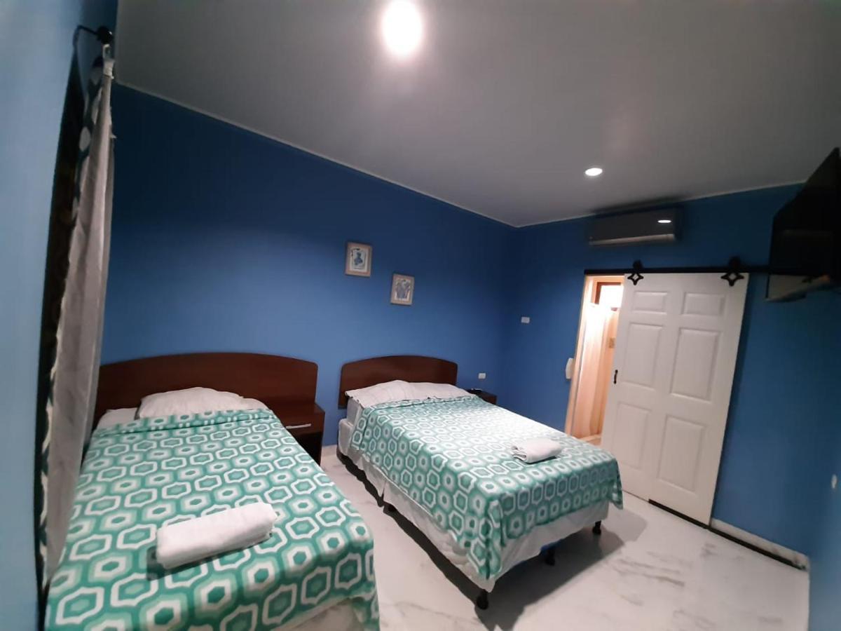 Hotel Casa Blanca Леон Экстерьер фото