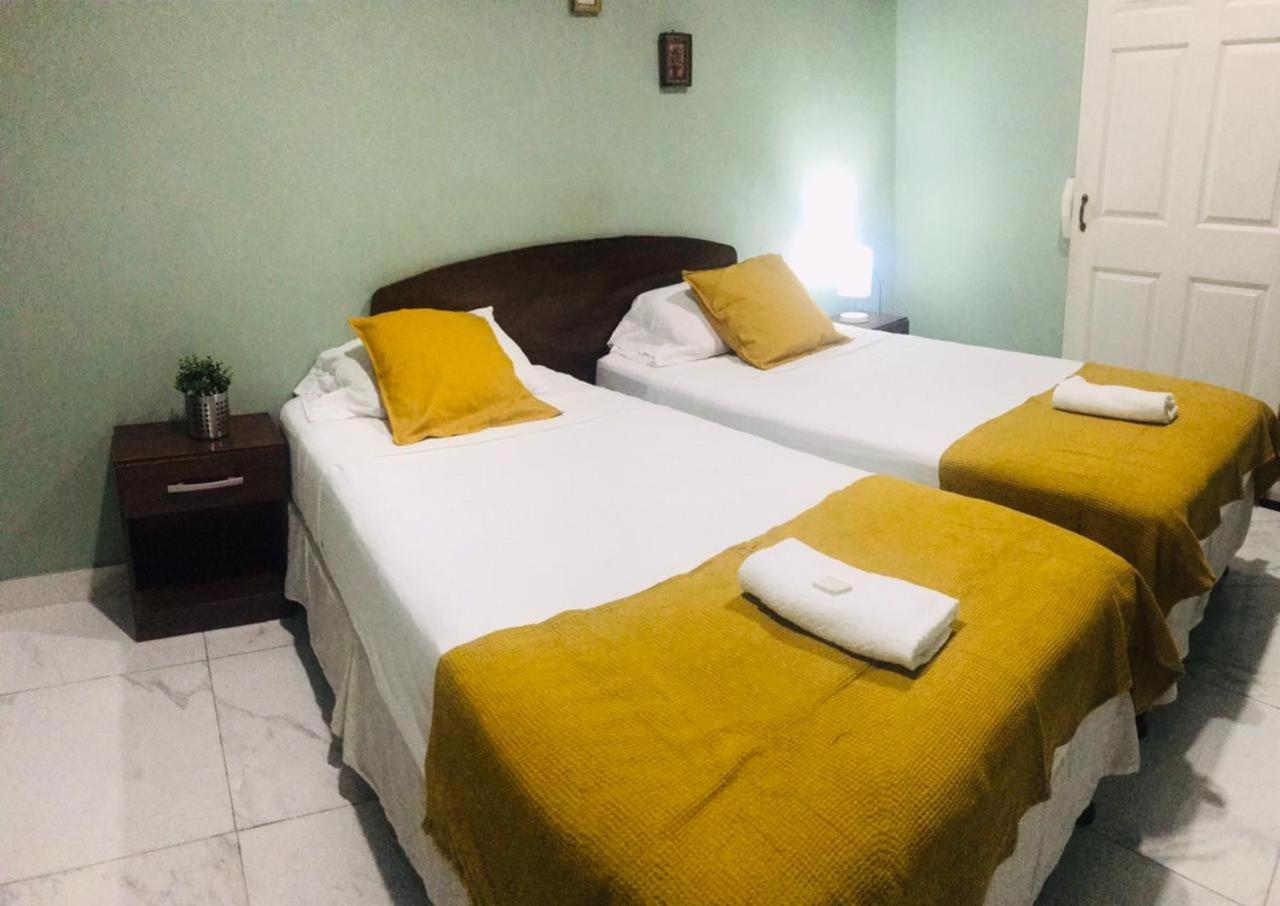 Hotel Casa Blanca Леон Экстерьер фото