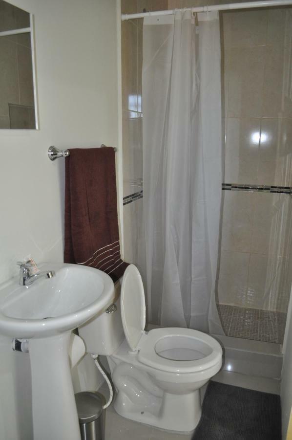 Hotel Casa Blanca Леон Экстерьер фото