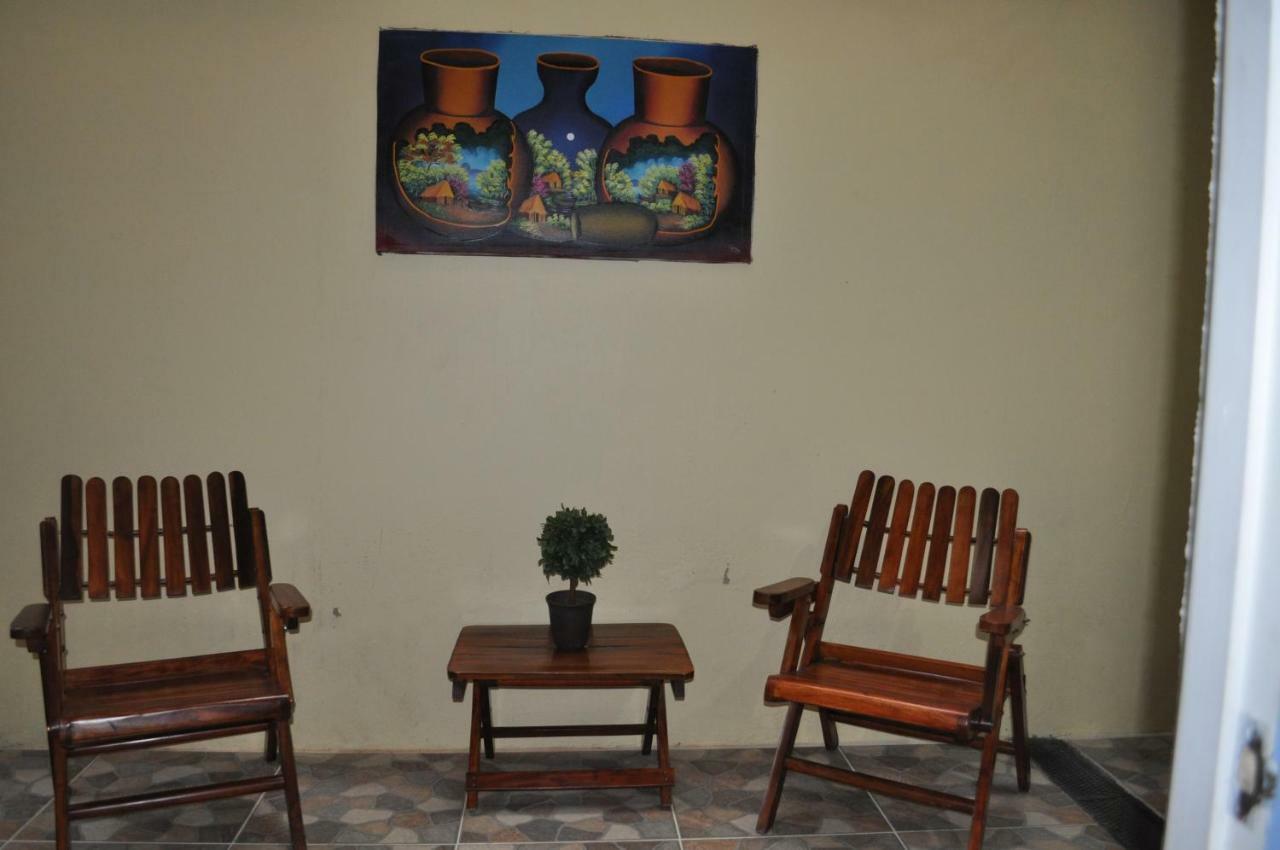 Hotel Casa Blanca Леон Экстерьер фото