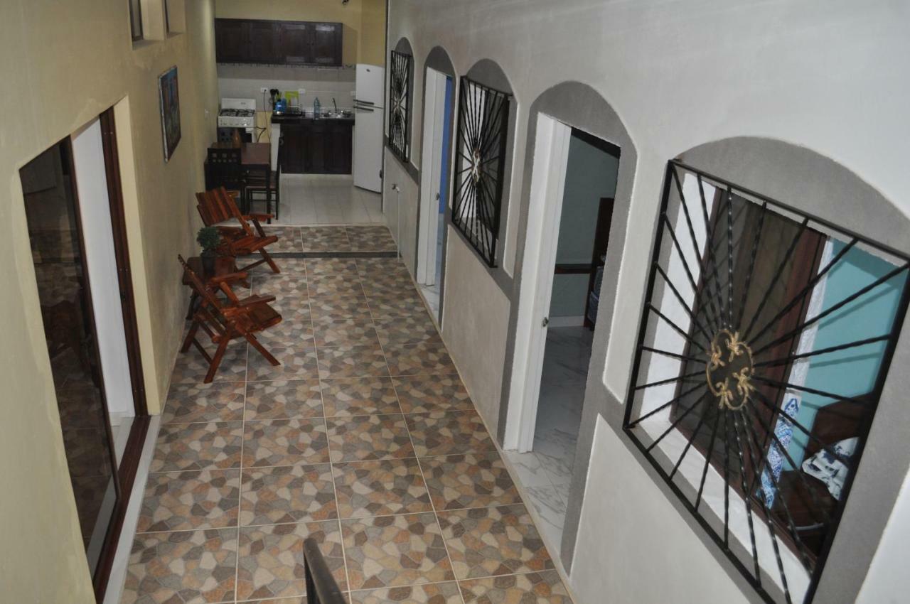 Hotel Casa Blanca Леон Экстерьер фото