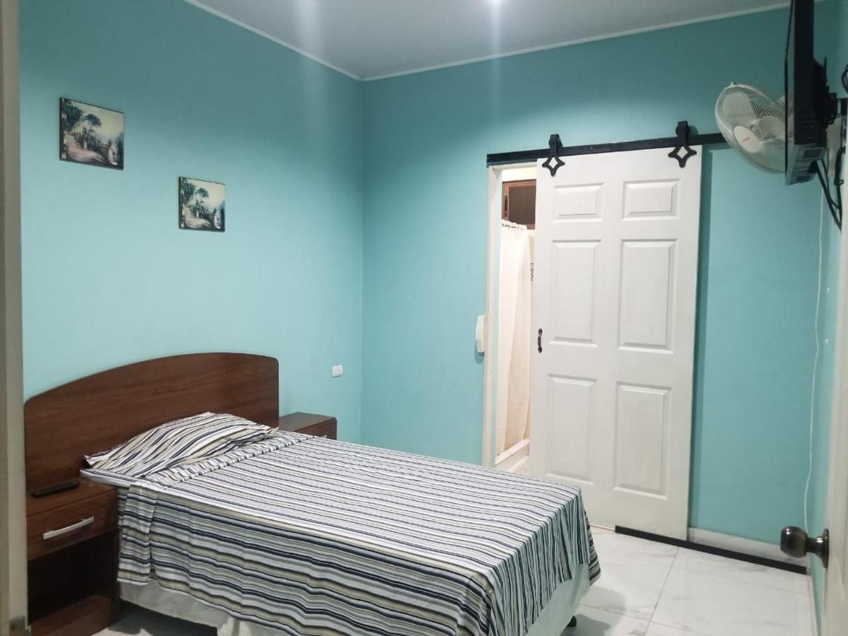 Hotel Casa Blanca Леон Экстерьер фото